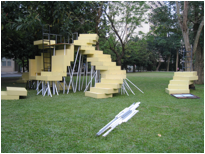 Description: FreeAgent Drive:Jamie:pic:2008:還有什麼比設計更美好:裝置藝術篇:當我是個大一小鬼:IMG_3591.JPG